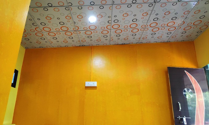 Shrivardhan Bed & Breakfast | Swapnapurti golden holiday room