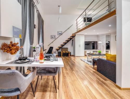 Terezvaros Apartment | Sweet Dreams at Oktogon Downtown