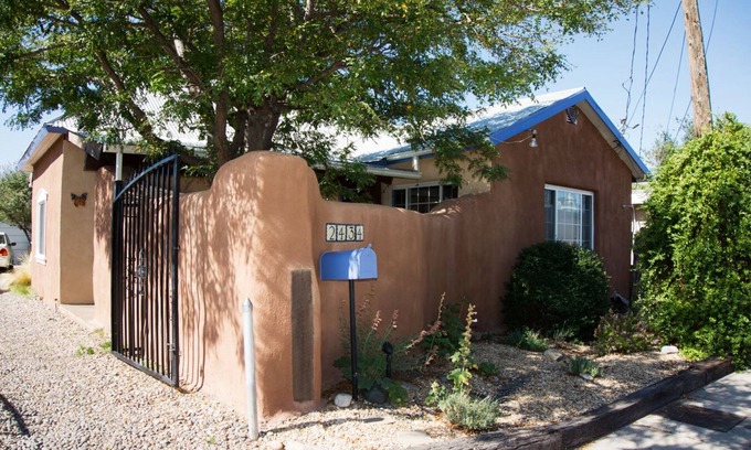 Los Duranes House | Sweet Historic Adobe Home in Old Town Area