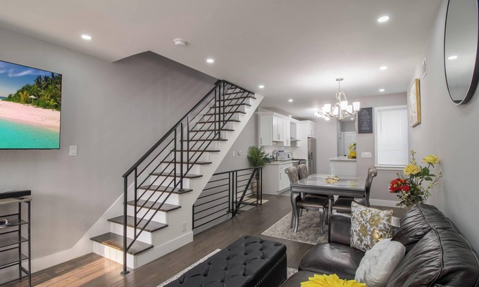 Whitman House | Sweet Home in Philadelphia-Stadium Nearby