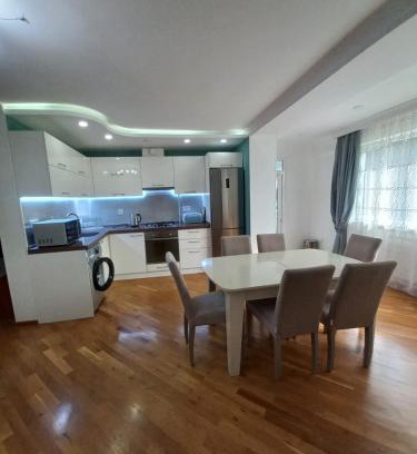 Nasimi Apartment | Sweet home in the center.