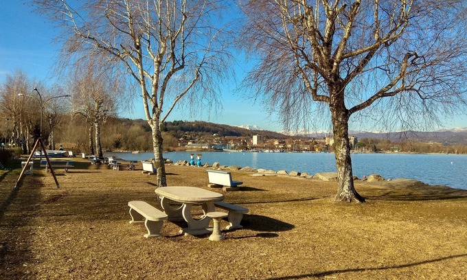 Villaggi House | SWEET HOME two-room apartment lake garden private beach x 4 near highway train