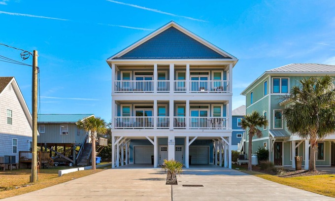 Wilmington Beach House | Sweet Serendipity - Close to beach, Greenway, and popular restaurants and bars.