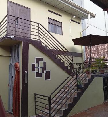San Juan House | Sweet Stay