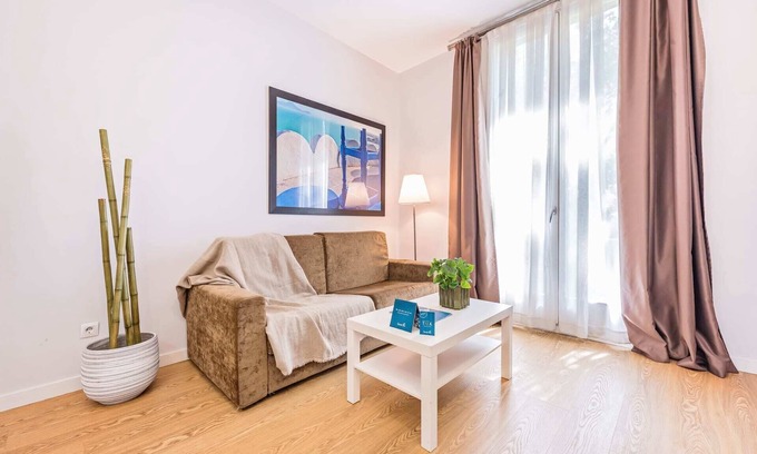 Sant Antoni Apartment | Sweett | Villarroel 221