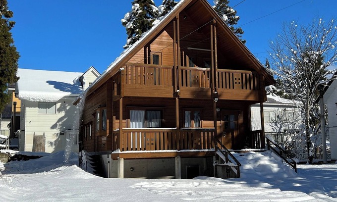 Iida House | Swiss Chalet Hakuba 3LDK 7person rental villa/Kitaazumi-gun Nagano
