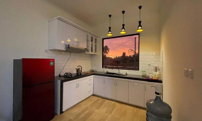 Cibodas House | SYARIAH - Cozy 3BR House - 8min From City Centre by Sakura