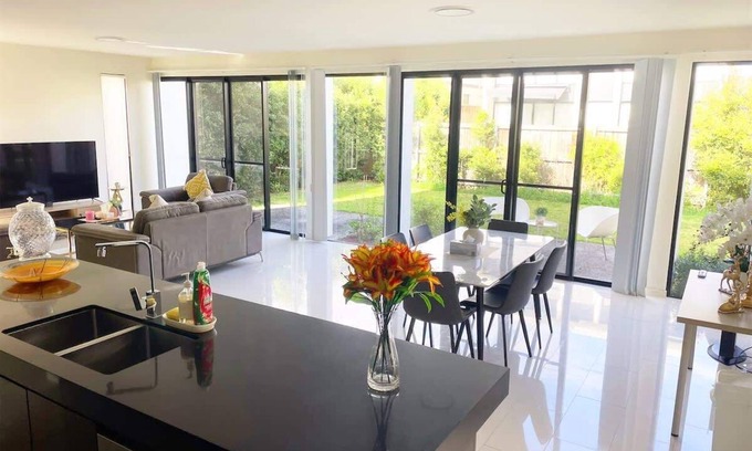 Kellyville House | Sydney north Kellyville luxury 4 bedroom house