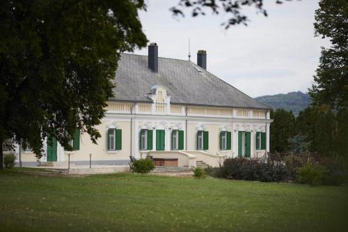 Zomba Villa | Szent Gaál Kastély