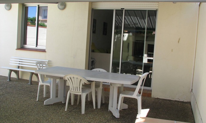 Le Grand Large Apartment | T2 apartment 38m2 courtyard 67m2 150m from the seafront