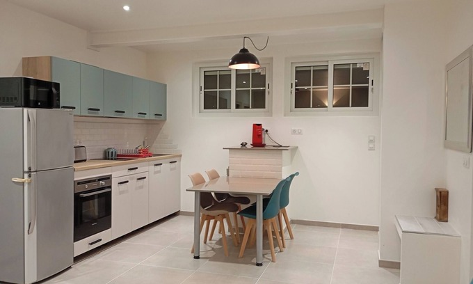 Fort-de-France Apartment | T2 apartment located on the heights of Fort de France with a view of the pitons
