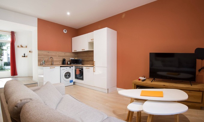 Rochefort Apartment | T2 Haut Standing Hypercentre Rochefort, Arrivée Autonome