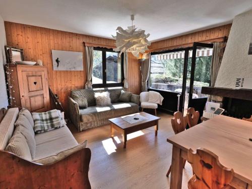 Le Grand-Bornand Apartment | T2 rénové au Grand-Bornand avec balcon, parking et terrasse, 4 pers, proche village - FR-1-458-205