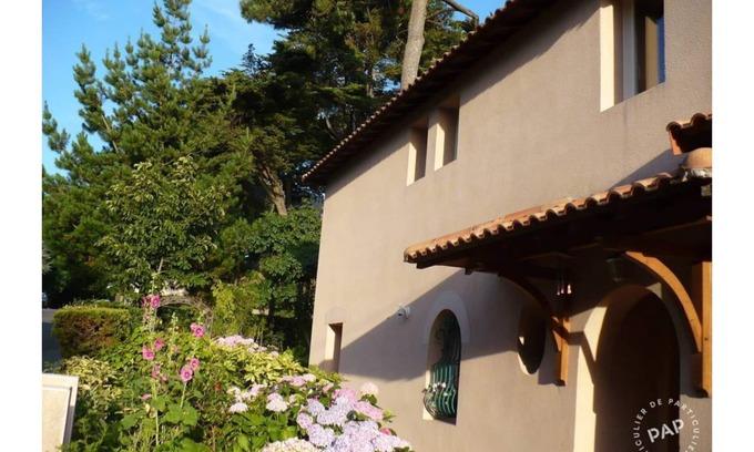 La Baule-Escoublac House | T3 DUPLEX, enclosed garden, very quiet, 5 min from the beach and shops