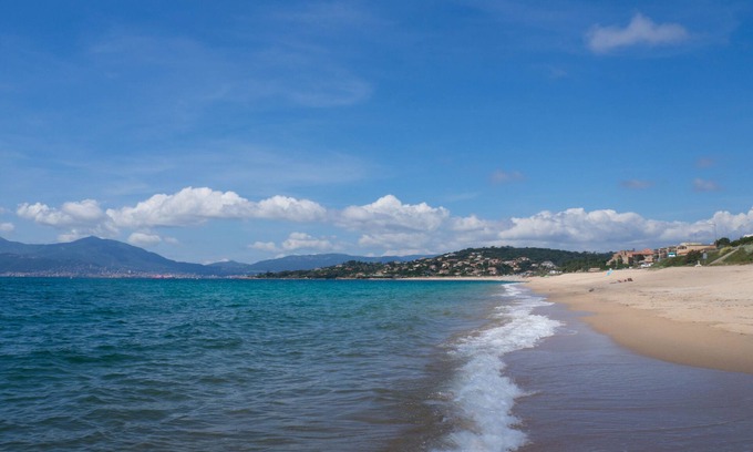 Molini Apartment | T3 sea view in a secure residence, 2 min walk from the beach, SW facing