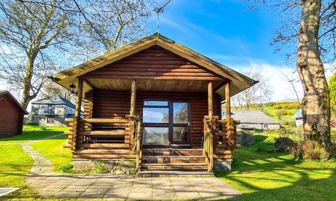 Fivelanes Cabin | Ta Mill Brookview Lodge 3 in a Stunning Location