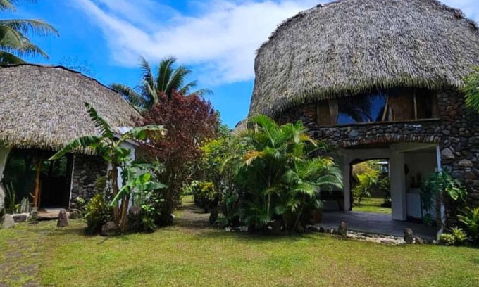 Taiarapu-Ouest Ski Chalet | TAHITI ITI - Saltwater Family Huts