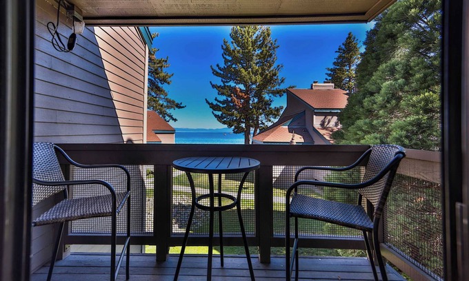 South Lake Tahoe Condo | Tahoe Lakeside Retreat – Lakefront Condo!