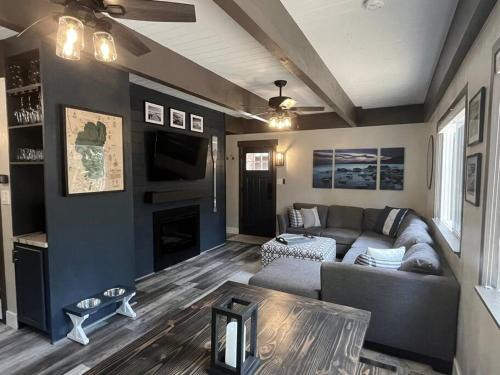 Incline Village Ski Chalet | TaHOME Retreat Remodeled Family-Friendly Cabin