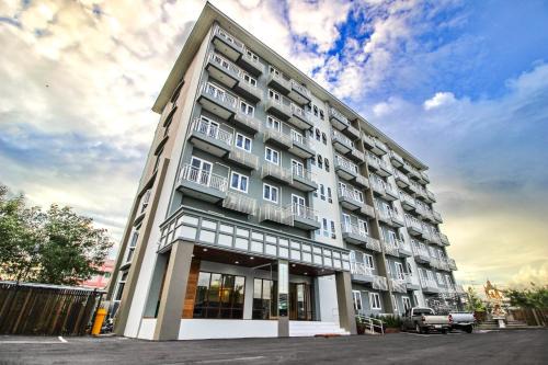 Na Muang Hotel | Tai-Shan Suites