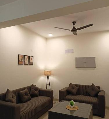 Taj Ganj Apartment | Taj Serenity -Green view Retreat