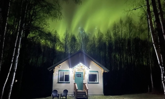 Susitna North Cottage | Talkeetna’s Mount Dall Cottage - WiFi&laundry - easy access from Parks Highway!