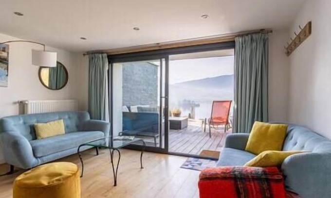 Talloires-Montmin Condo | Talloires Lakehouse Apartment