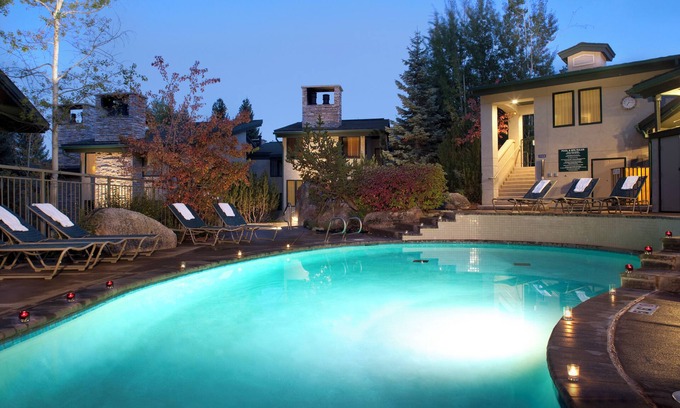 Snowmass Village Condo | Tamarack Townhomes - CoralTree Residence Collection