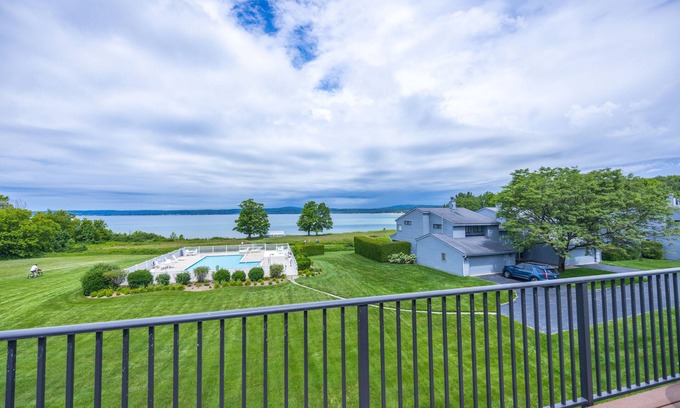 Petoskey Condo | Tannery Creek! Condo with water view + pool!