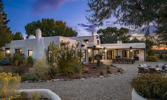 Taos House | Taos Luxury Hacienda - Close to Taos Ski Valley- Book Now for Summer Season!