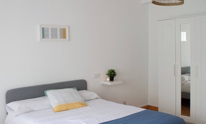 Lugo Apartment | TATA WALL