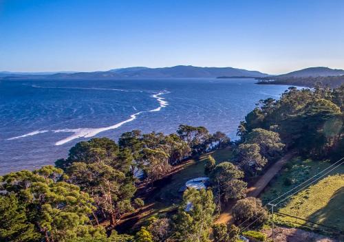 South Bruny House | Taylors Bay Cottage