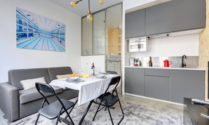 Saint-Victor Apartment | TBS 150 - Charming apartment in Quartier Latin