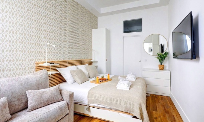 Bel-Air Nord Apartment | TBS 244 - Elegant and modern studio in Paris