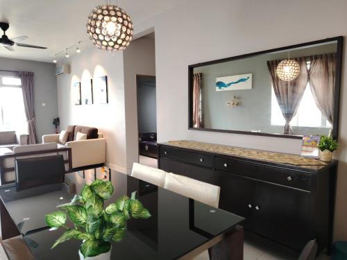Taman Desa Tebrau Apartment | TCR-JB Tebrau City Walk Distance to Ikea Toppen & Aeon Mall