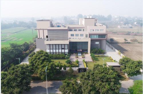 Sonepat Hotel | TDI Club Retreat Kundli