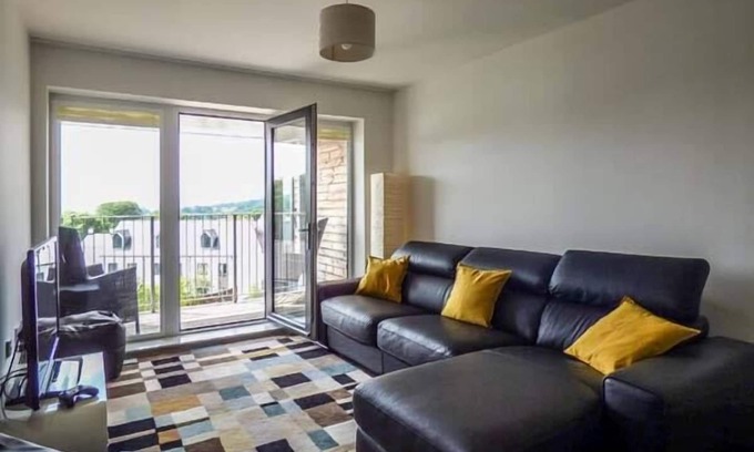 Charlestown Apartment | TEHIDY, country holiday cottage in Charlestown