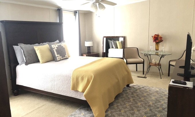 Caret Bed & Breakfast | Temple in the Woods