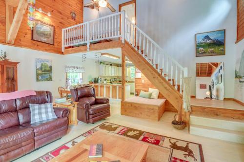 Byrdstown House | Tennessee Cabin Getaway Near Dale Hollow Lake!