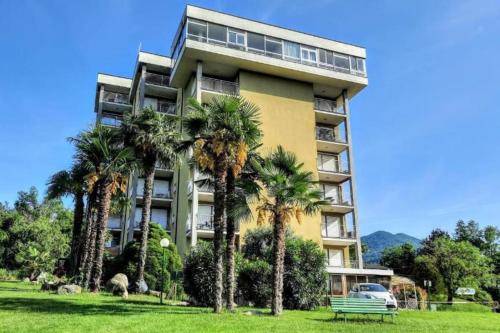 Euroville Apartment | Tennis & Swim Apartment