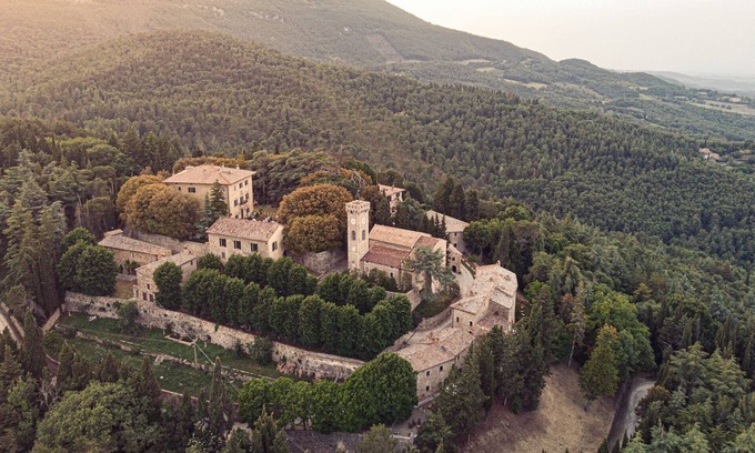 Cetona Hotel | Tenuta di Camporsevoli