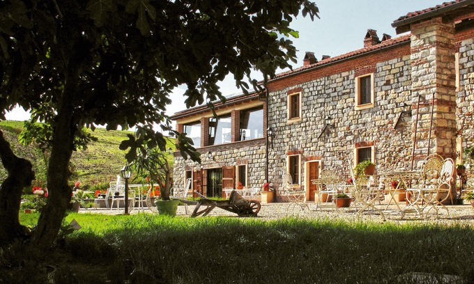 Casale Monferrato House | "Tenuta il Galletto Charming country house in Monferrato"