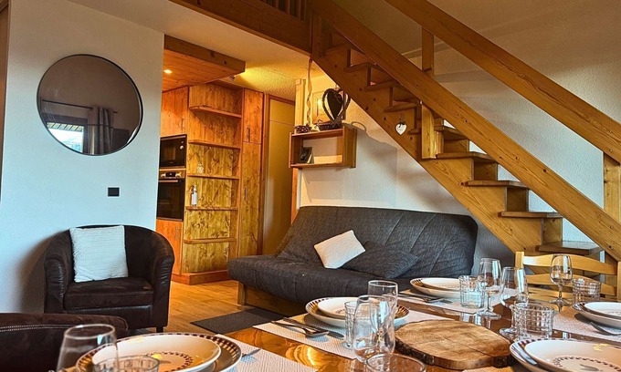 Les Avanchers-Valmorel Apartment | Teppes 46 - Cosy duplex ski in, ski out