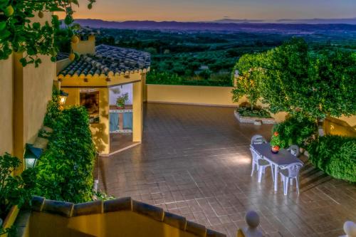 Beniatjar House | Terra Blanca del Benicadell