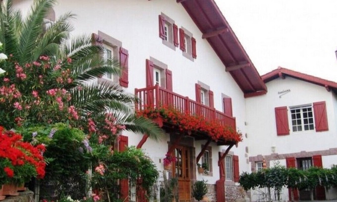 Saint-Etienne-de-Baigorry Cottage | Terraced house in St Etienne de Baigorry