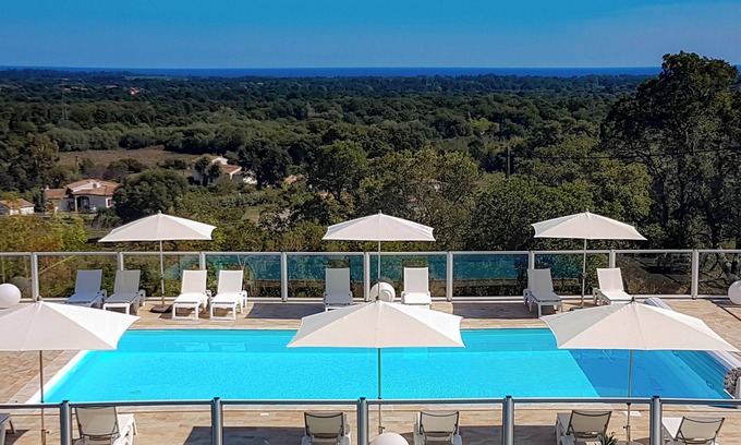 Serra-di-Fiumorbo Apartment | Terraza Di Nuceti