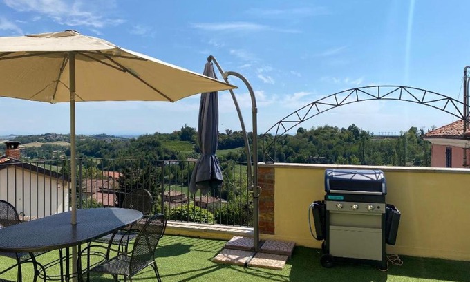 Moncalvo House | Terrazza Arcius