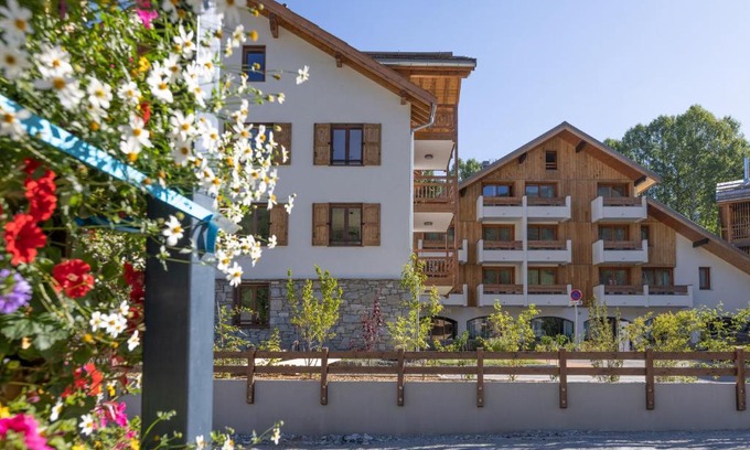 Saint-Chaffrey Apartment | TERRESENS - Résidence Le Cristal Lodge