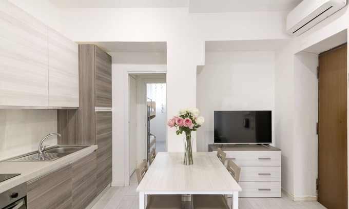 Garbatella Apartment | Testacio Piramide 2 by Interhome
