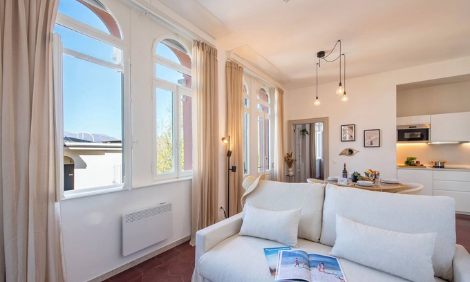 Lugano Apartment | Tesori Della Vetta Pom Rose, Lugano, Switzerland
